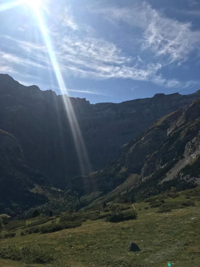 Apartamento Chez sarre Bareilles Exterior foto